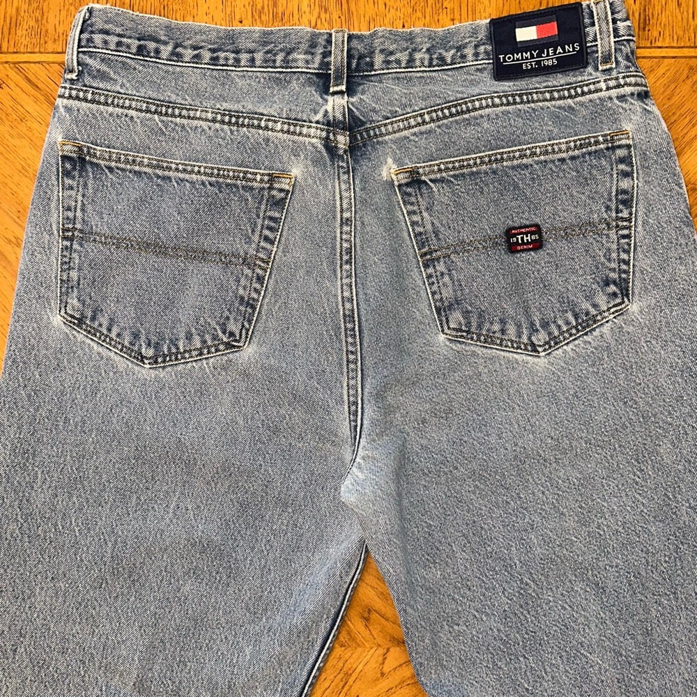 Vintage Tommy Hilfiger Jeans Mens Size 38x32 Authentic Denim Baggy Distressed